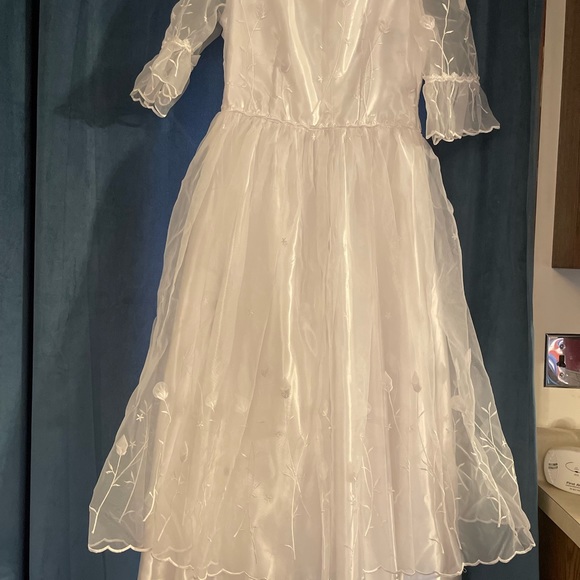 Dress - Picture 4 of 8